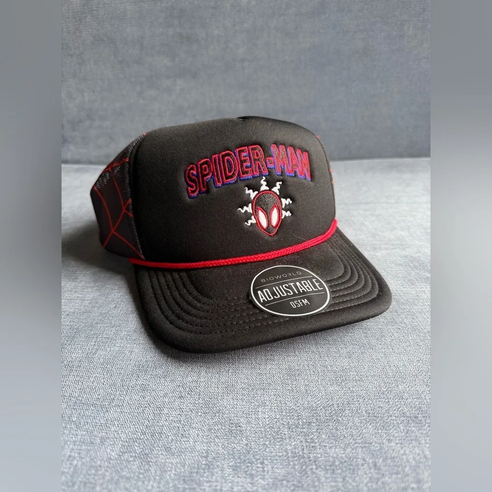 Bioworld Spider-Man Unisex Adjustable Mesh Snap Back Trucker Hat New Embroidered